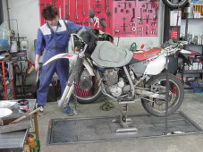 �T�[�r�X�H��